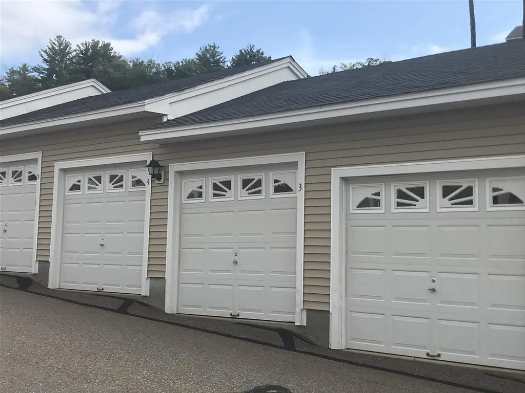 20 Shane Way Laconia NH 03246
