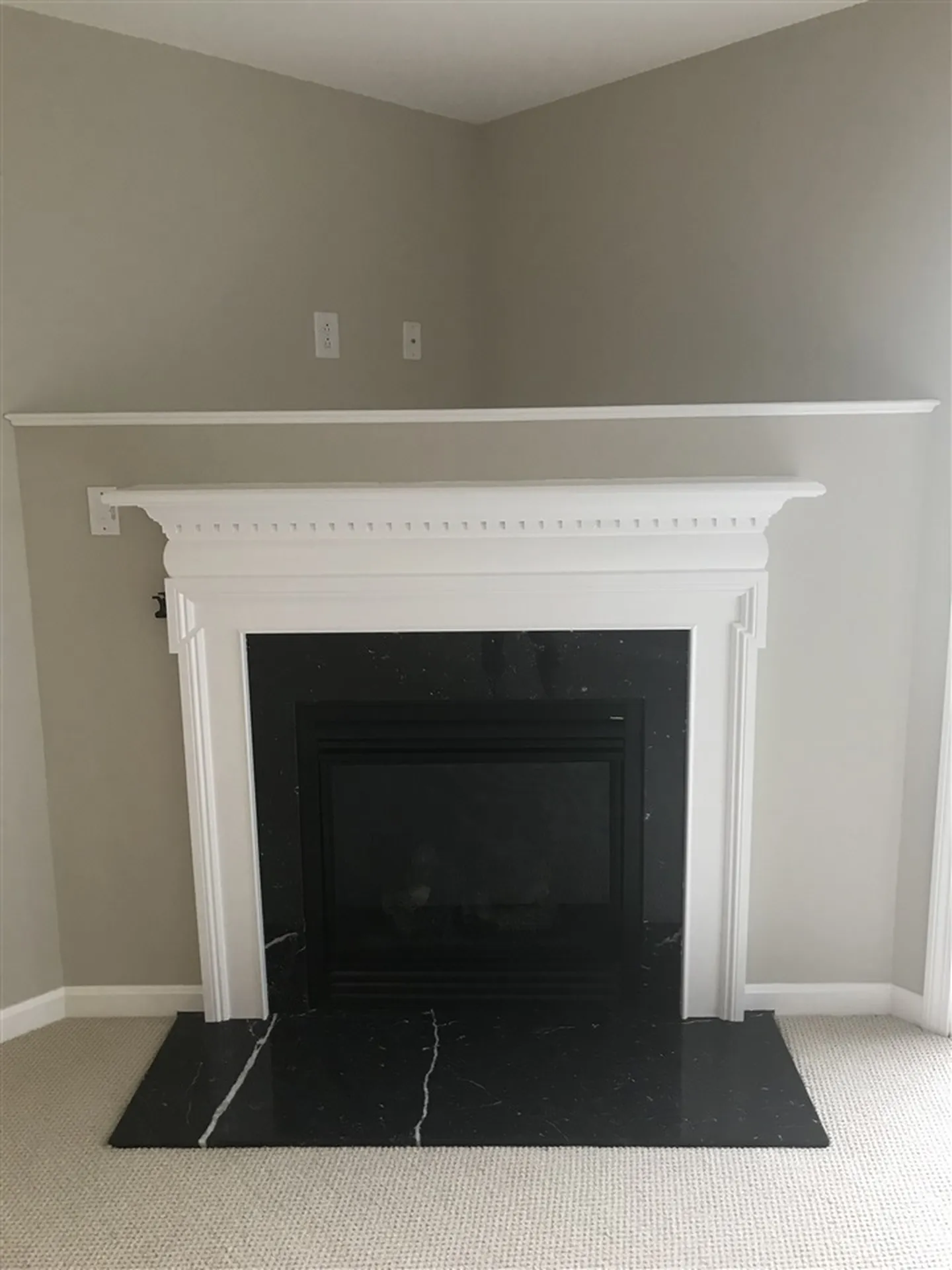 20 Shane Way Laconia NH 03246