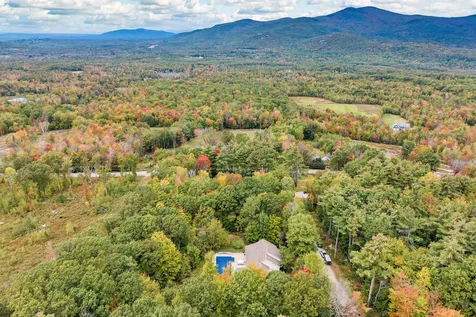 3 Schoolhouse Road Tuftonboro NH 03816