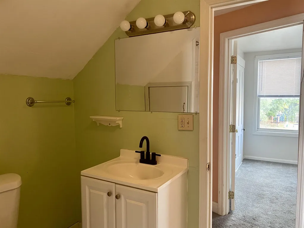 49 Thorndike Street Concord NH 03301