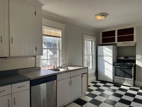 49 Thorndike Street Concord NH 03301