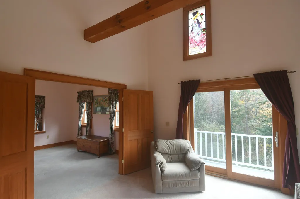 823 East Warren Road Waitsfield VT 05673
