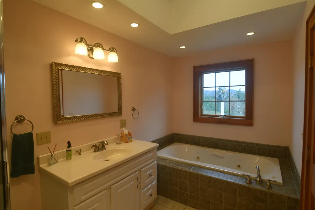 823 East Warren Road Waitsfield VT 05673