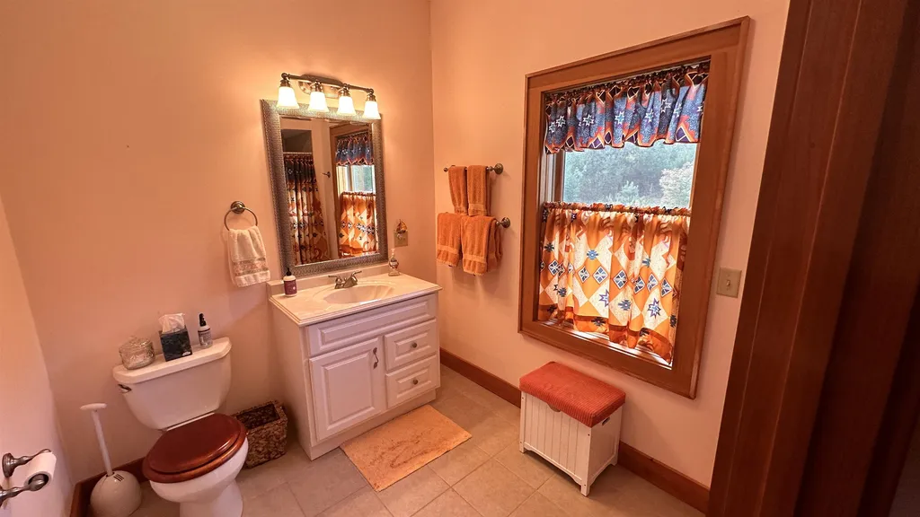 823 East Warren Road Waitsfield VT 05673