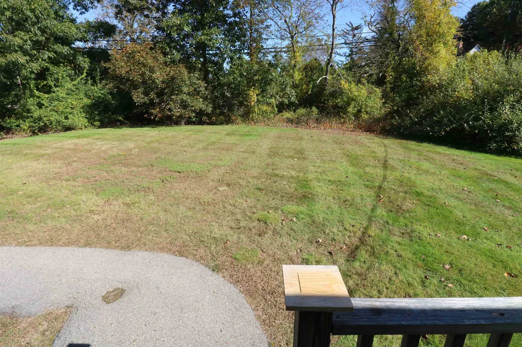 335 Wadleigh Falls Road Newmarket NH 03857