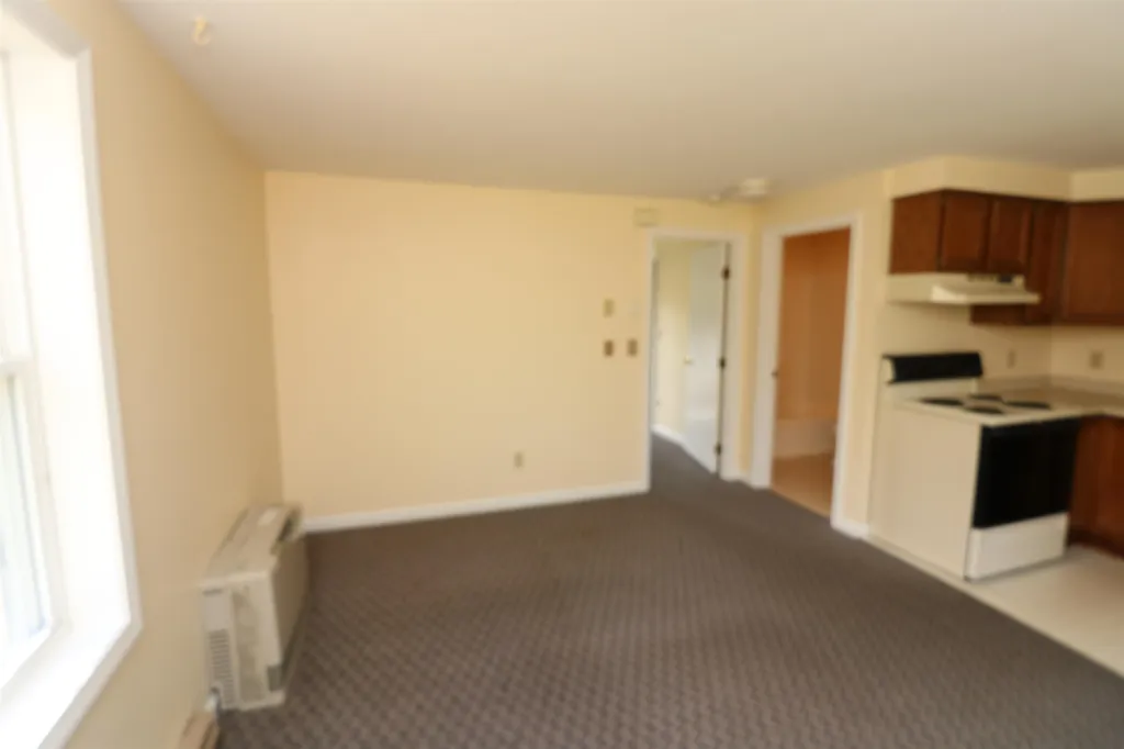 335 Wadleigh Falls Road Newmarket NH 03857