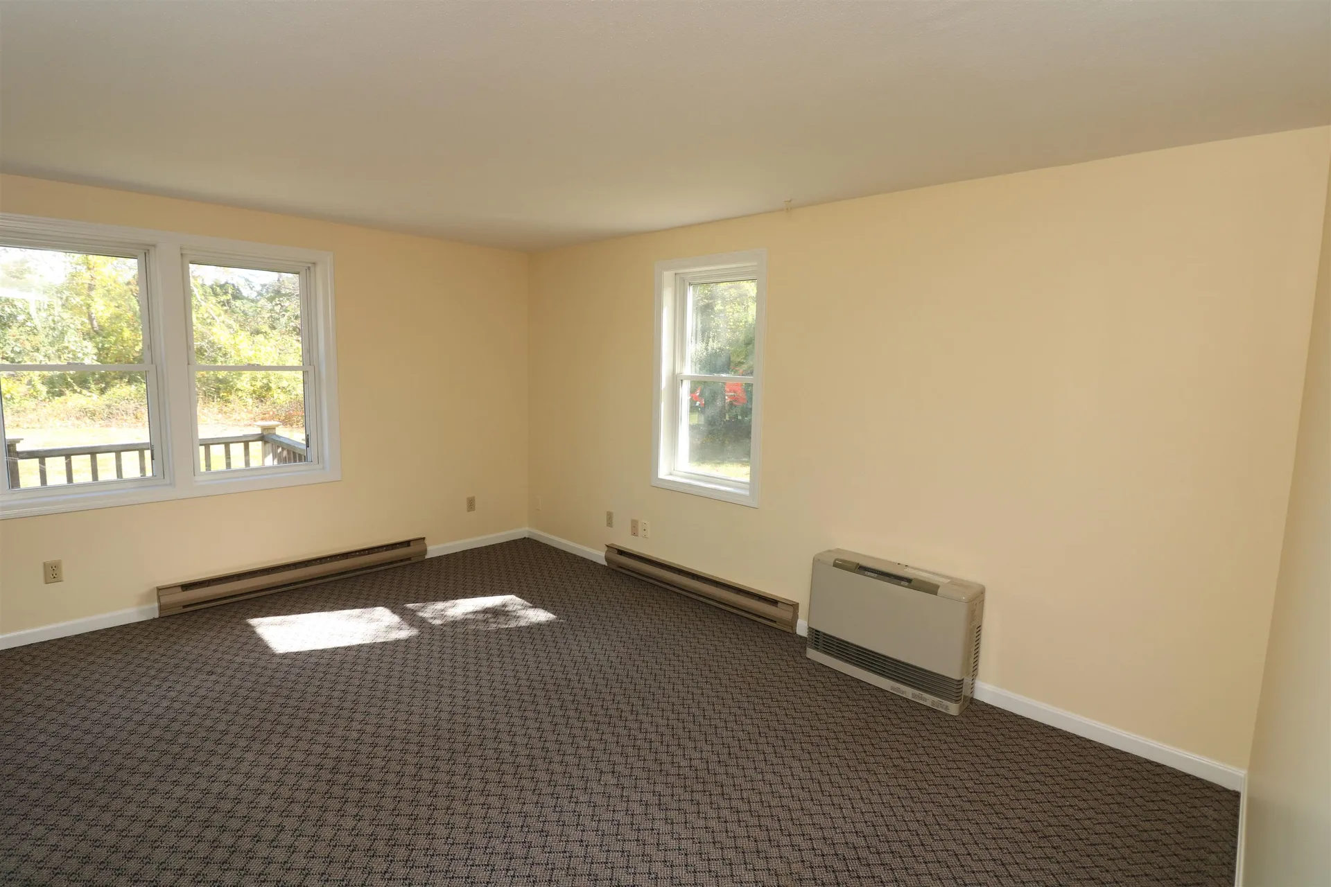 335 Wadleigh Falls Road Newmarket NH 03857
