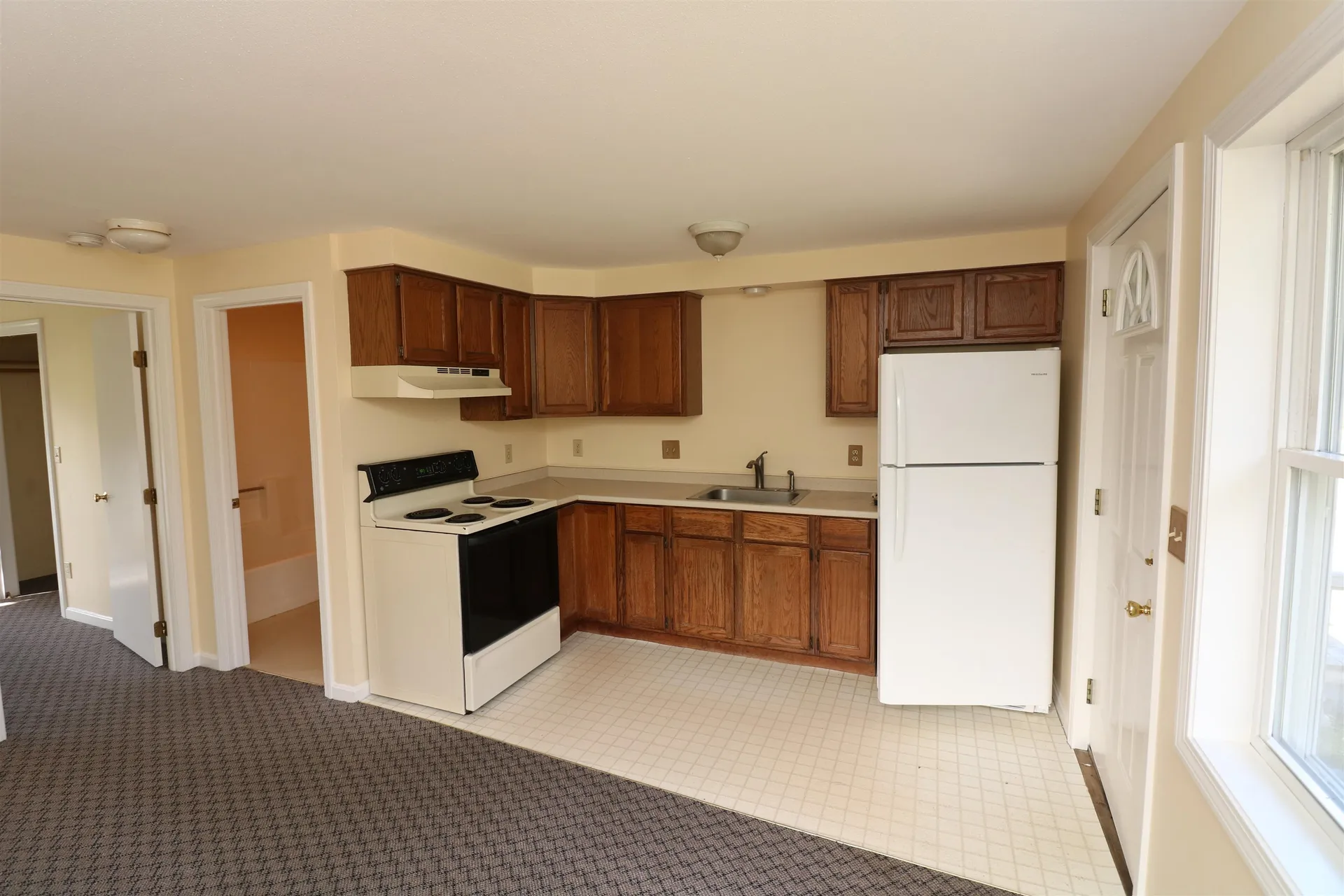 335 Wadleigh Falls Road Newmarket NH 03857