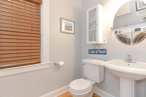 2 Howard Street Derry NH 03038