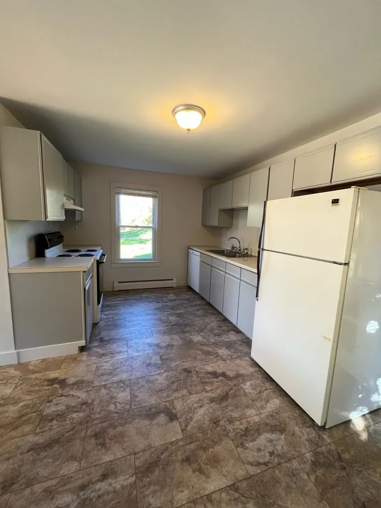 33 Madison Street Milford NH 03055