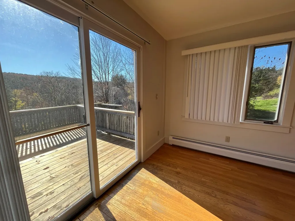 33 Madison Street Milford NH 03055