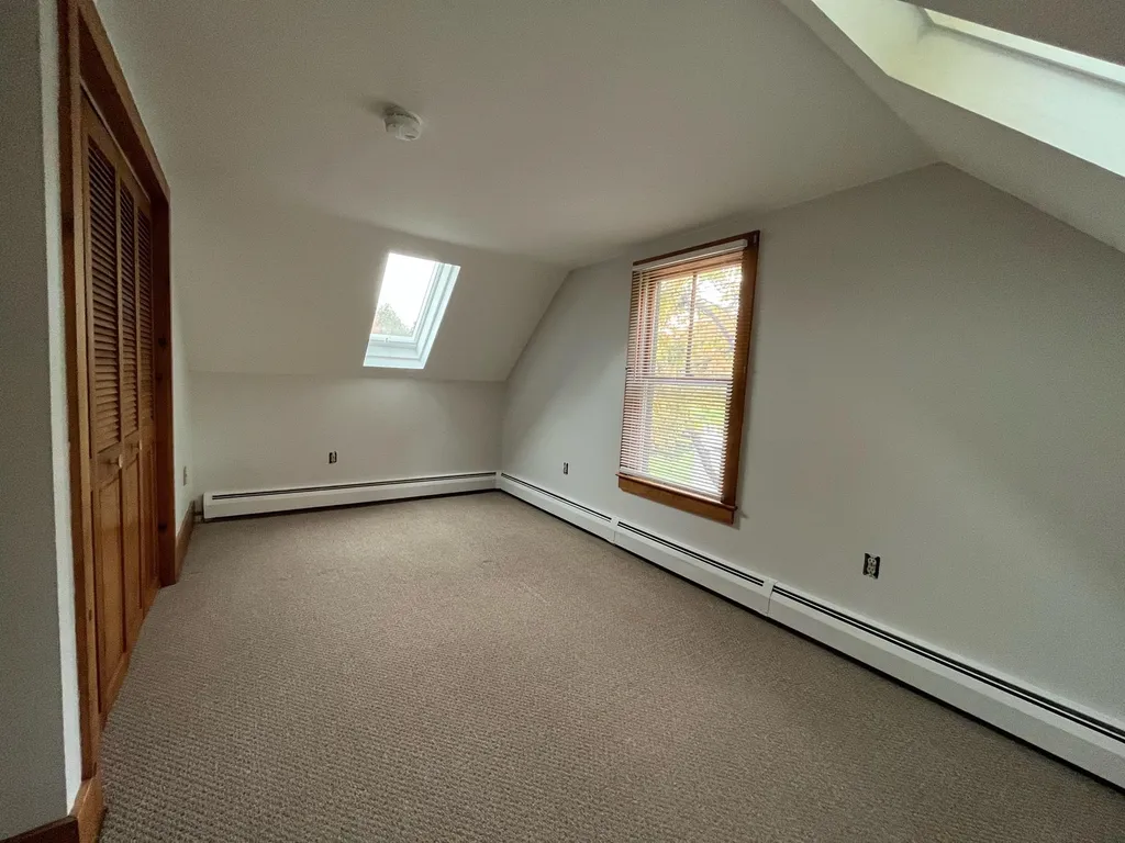 33 Madison Street Milford NH 03055