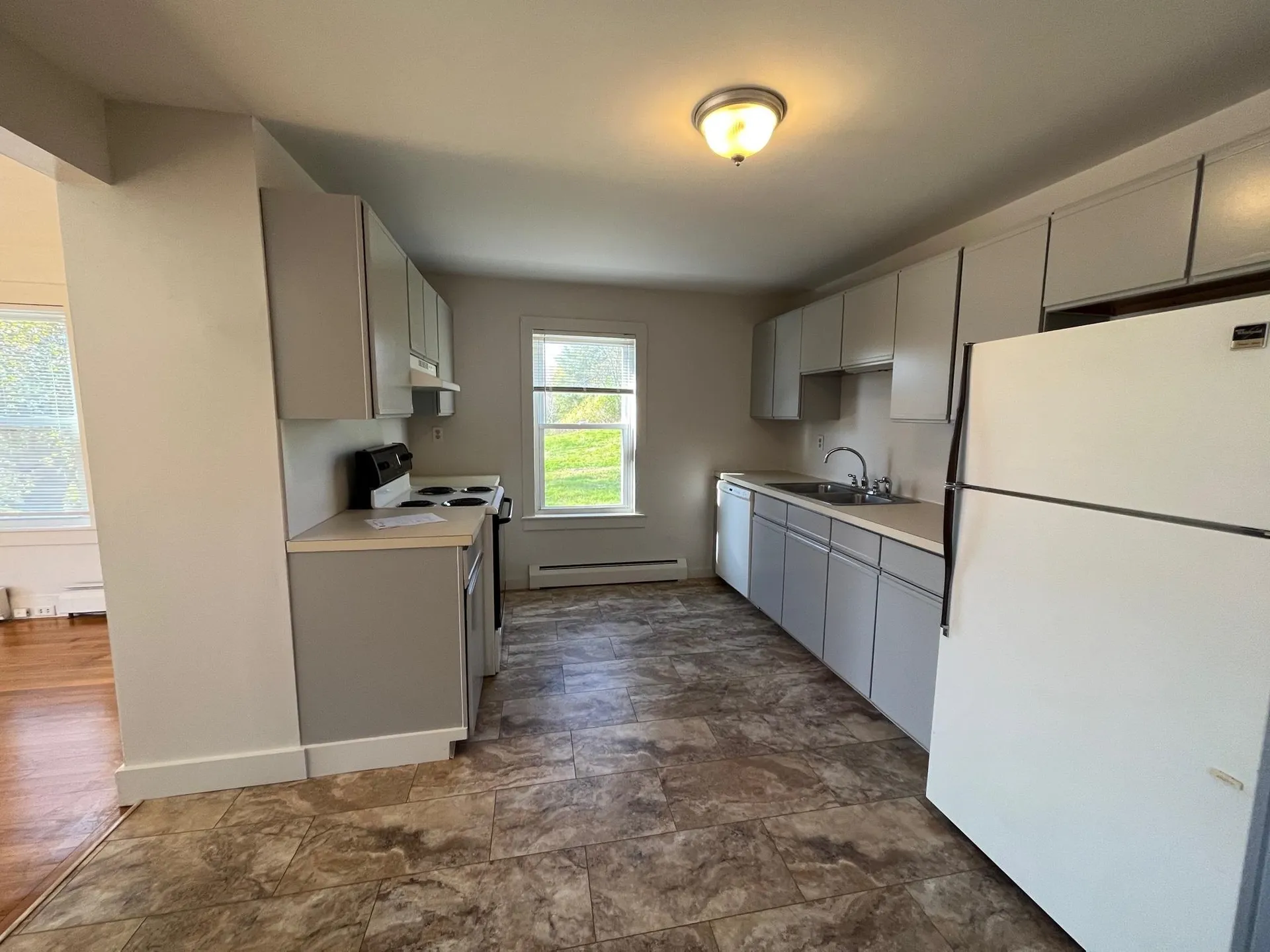 33 Madison Street Milford NH 03055