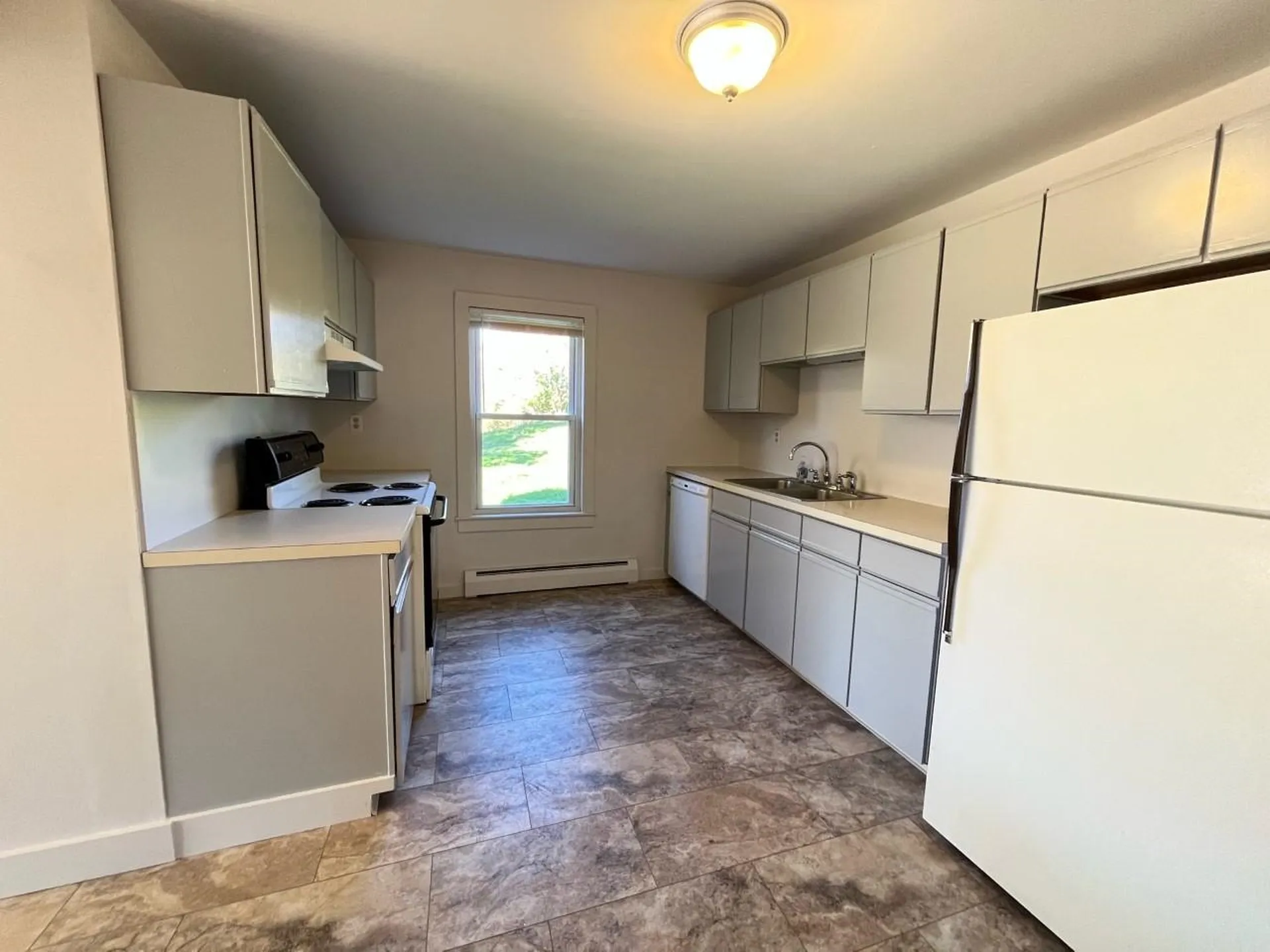 33 Madison Street Milford NH 03055