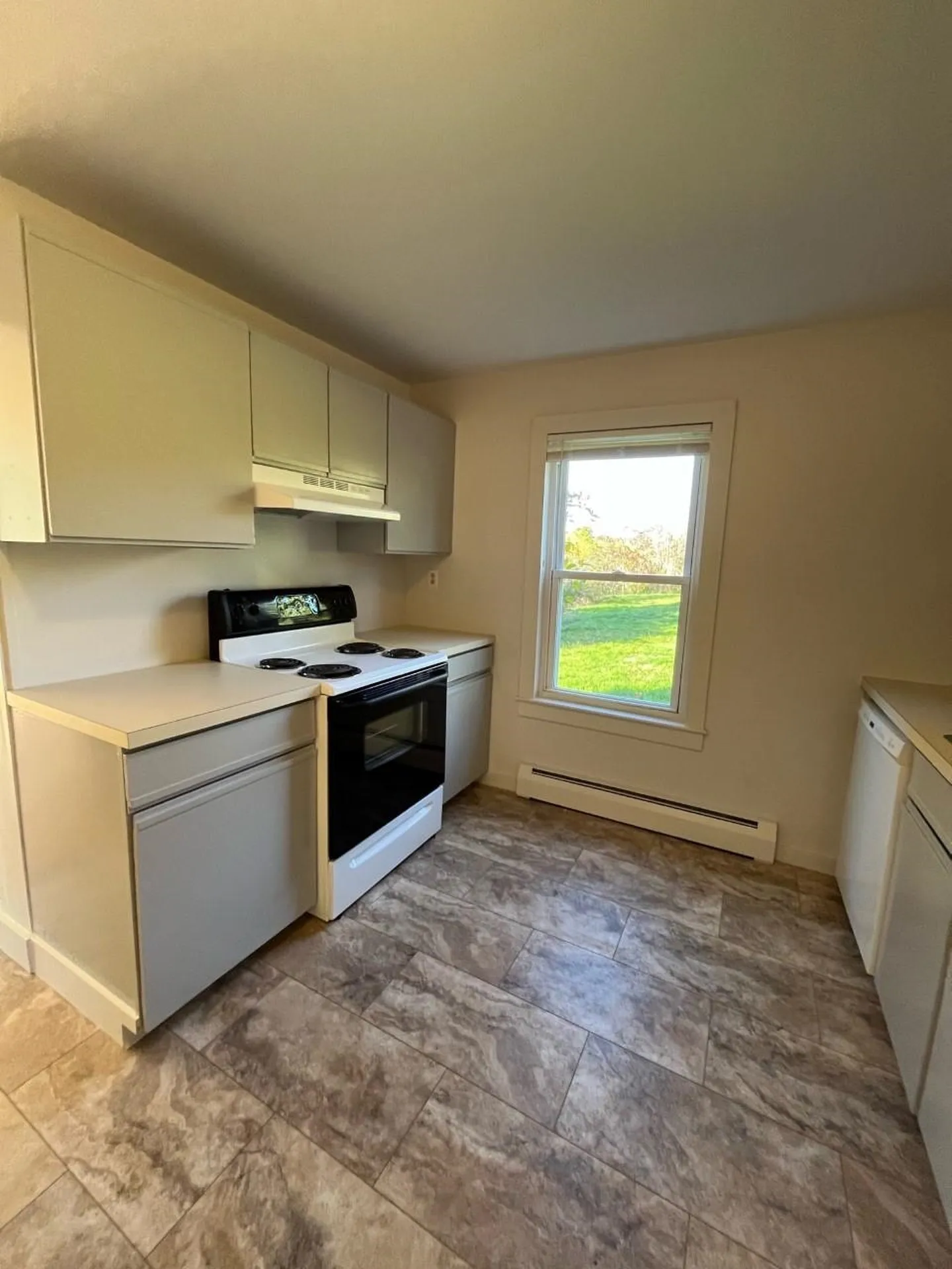 33 Madison Street Milford NH 03055