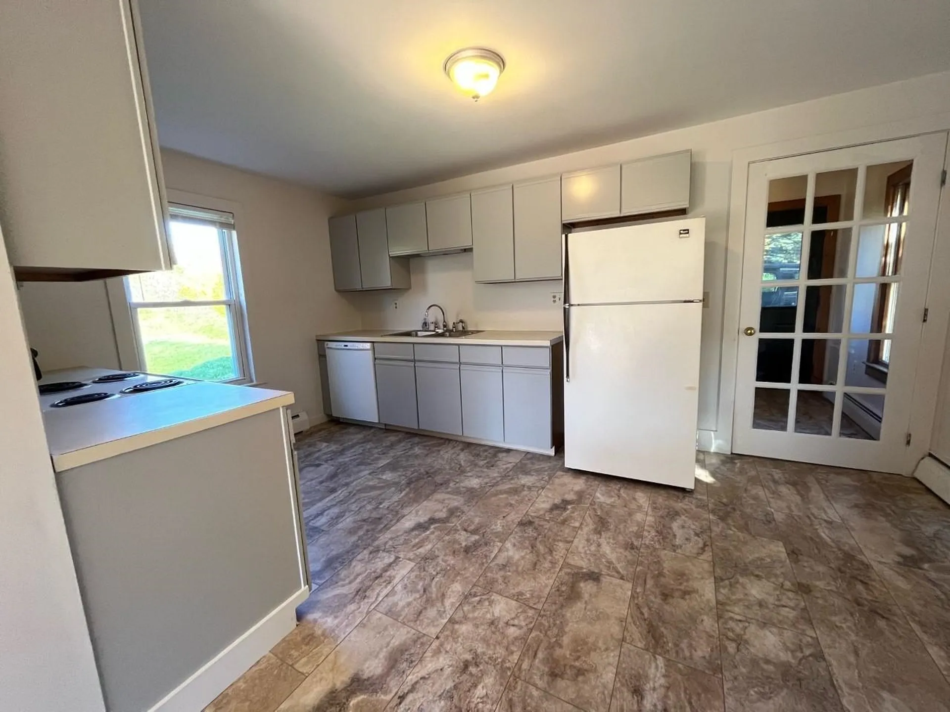 33 Madison Street Milford NH 03055