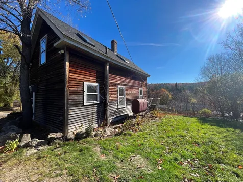 33 Madison Street Milford NH 03055