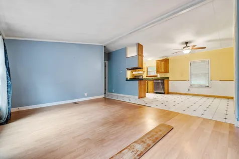 62 Spruce Road Danville NH 03819