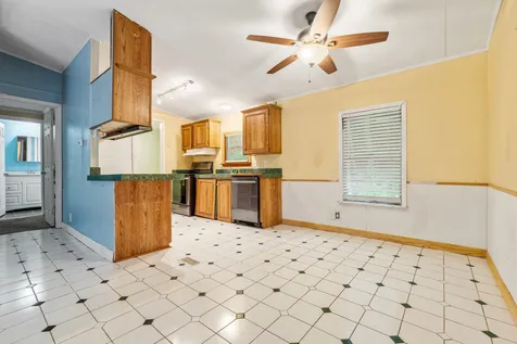 62 Spruce Road Danville NH 03819