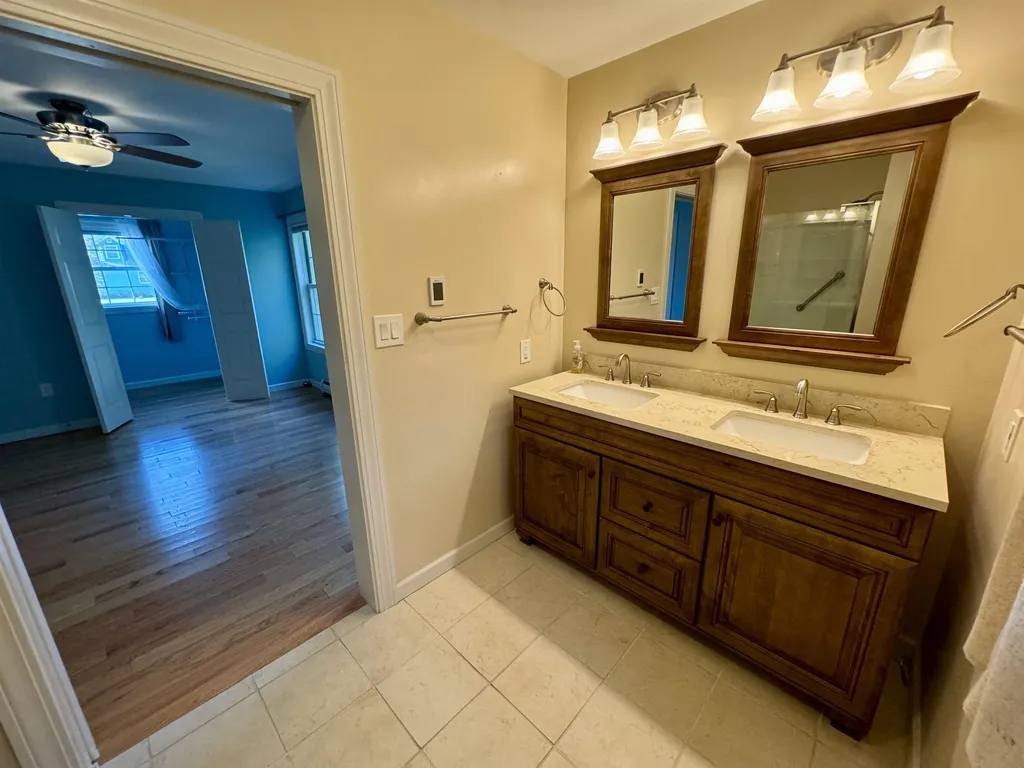 516 Upper Plain Bradford VT 05033