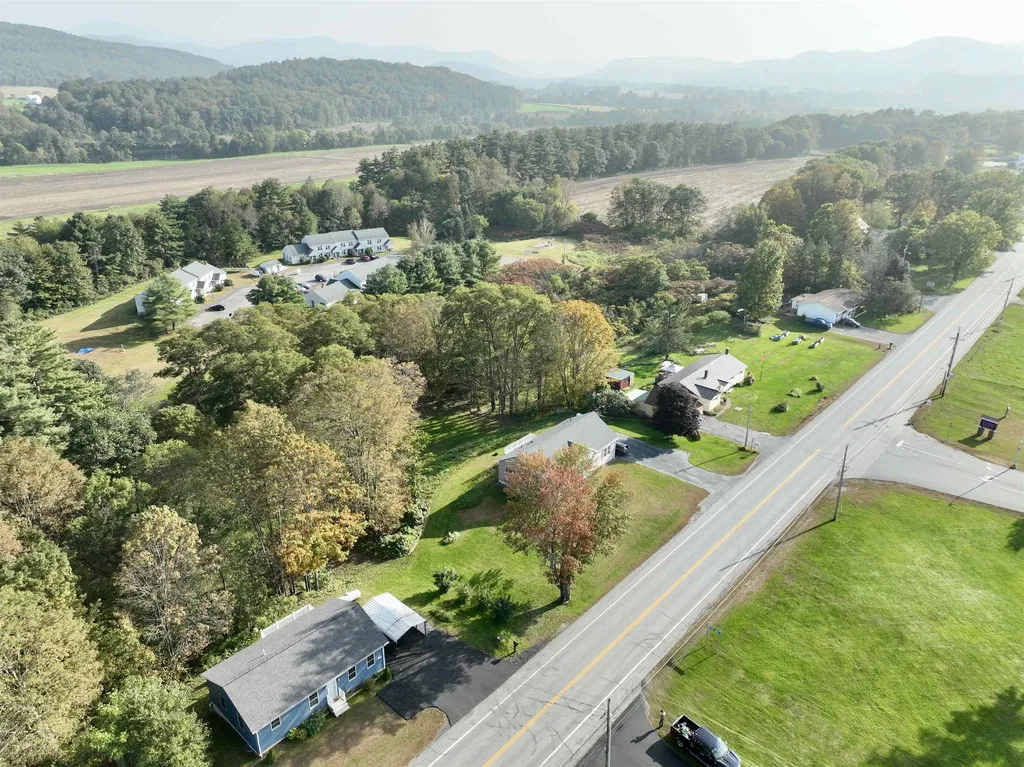 516 Upper Plain Bradford VT 05033