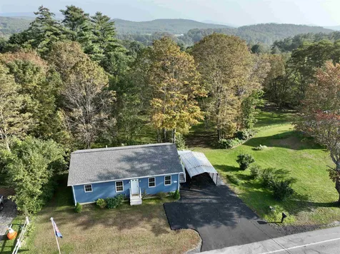516 Upper Plain Bradford VT 05033