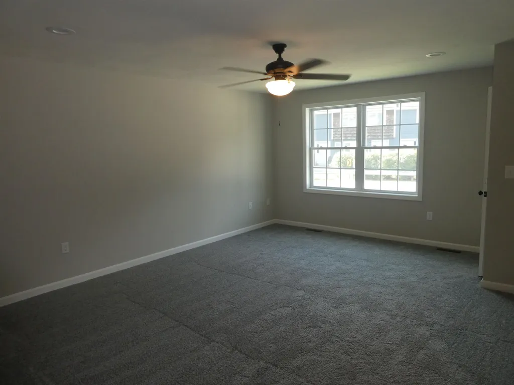 359 Hevey Street Manchester NH 03102