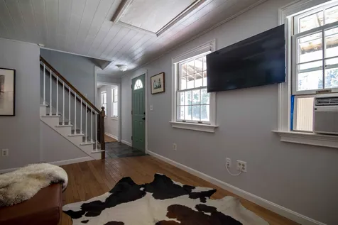 7 Pakesso Circle Litchfield NH 03052