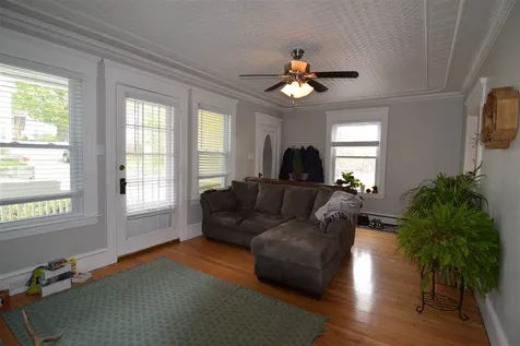 482 Milton Street Manchester NH 03103