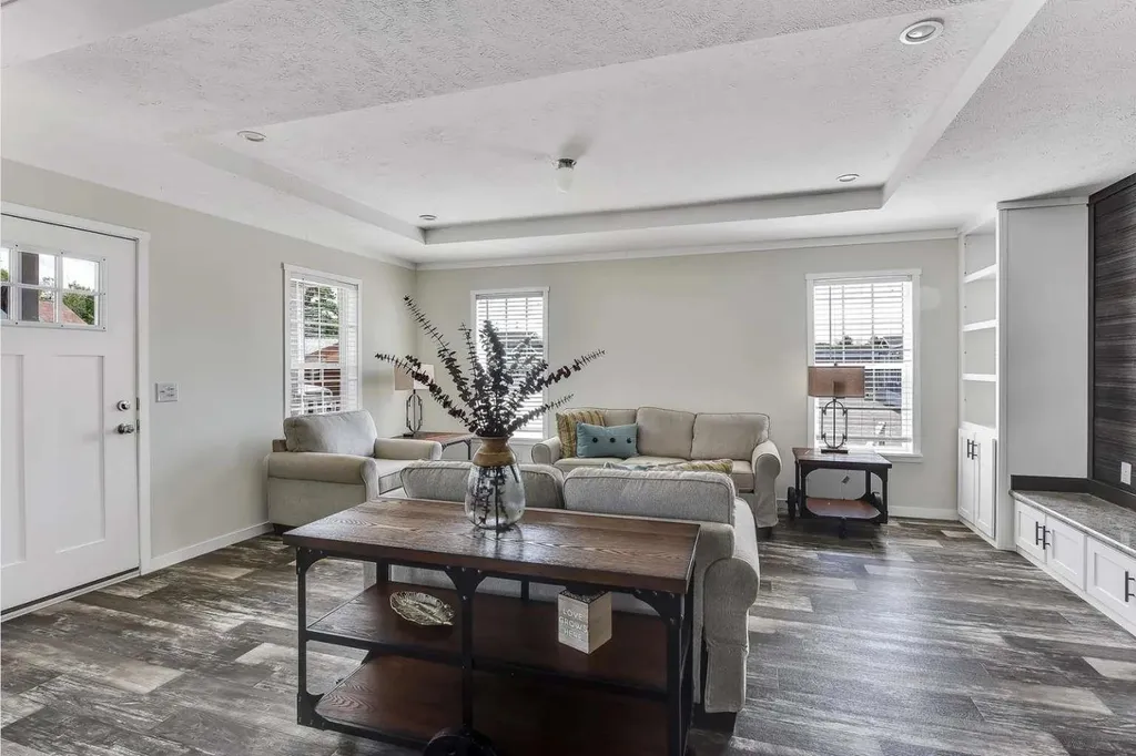 7 Cremin Street Concord NH 03303