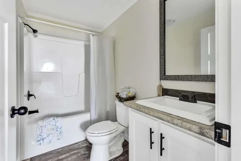 7 Cremin Street Concord NH 03303