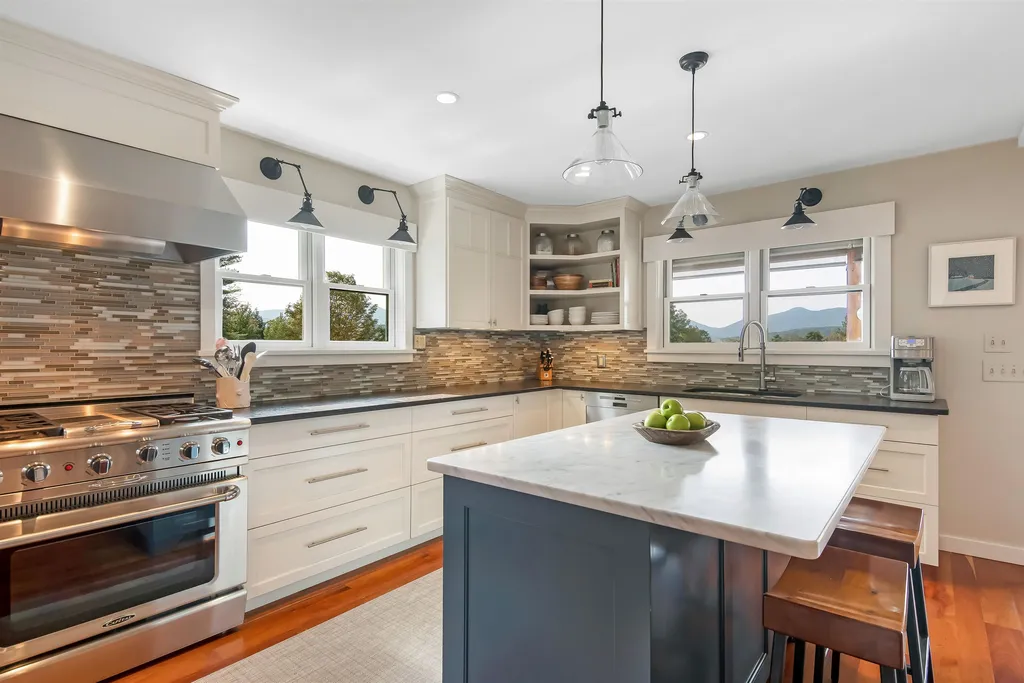 121 Upper Sky Acres Drive Stowe VT 05672