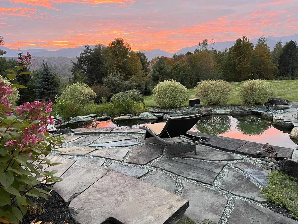121 Upper Sky Acres Drive Stowe VT 05672