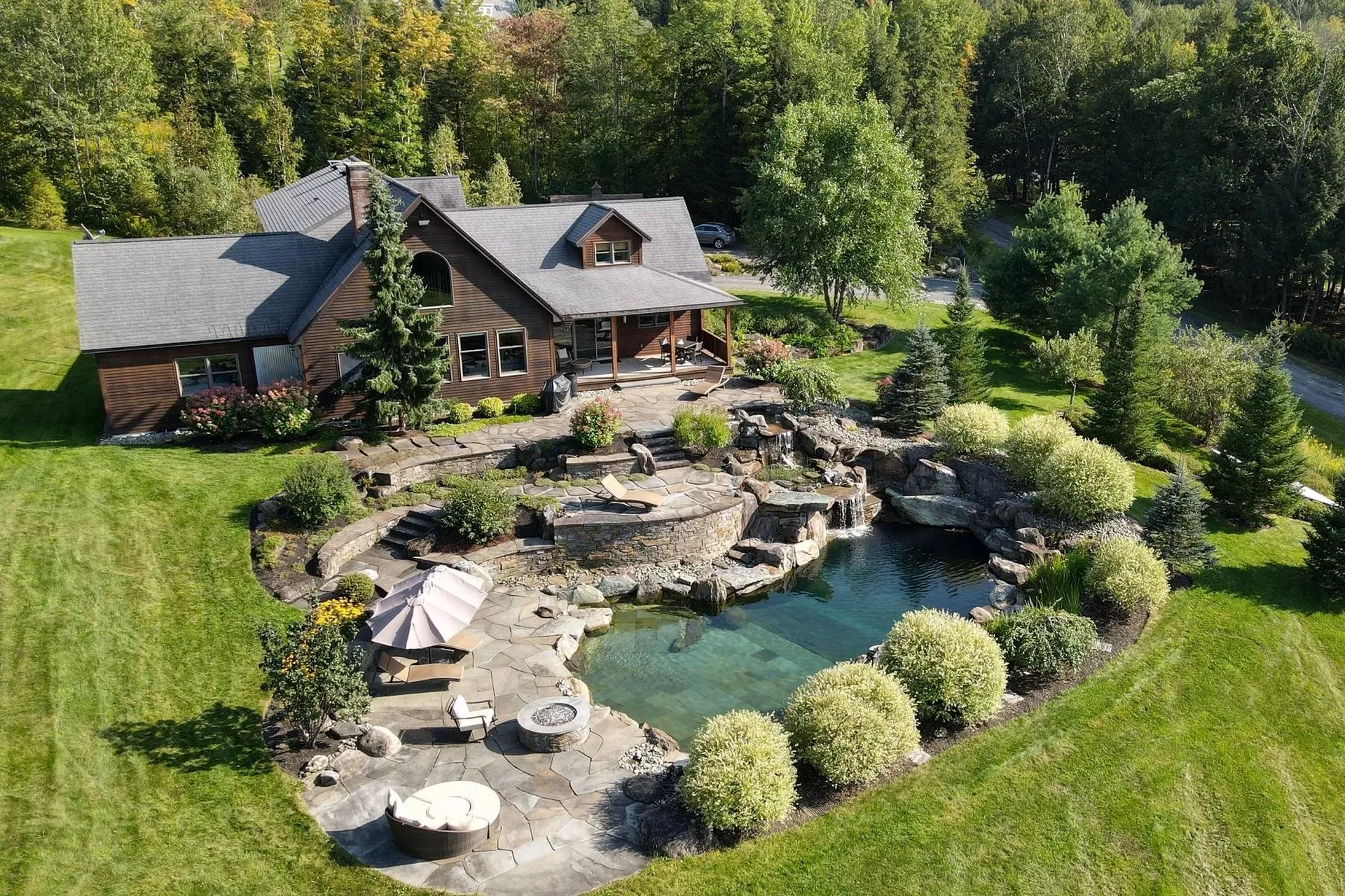 121 Upper Sky Acres Drive Stowe VT 05672