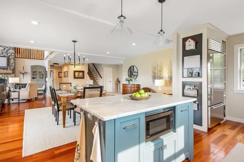 121 Upper Sky Acres Drive Stowe VT 05672