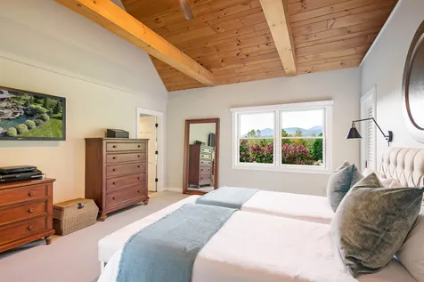 121 Upper Sky Acres Drive Stowe VT 05672