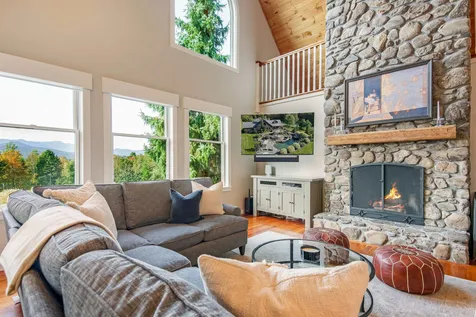 121 Upper Sky Acres Drive Stowe VT 05672