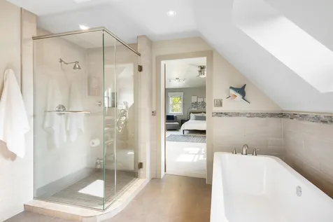 121 Upper Sky Acres Drive Stowe VT 05672