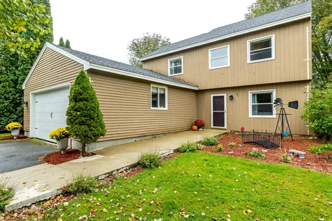 4 Pratt Lane Merrimack NH 03054
