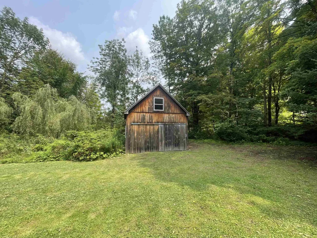 121 Mattison Road Sunderland VT 05250