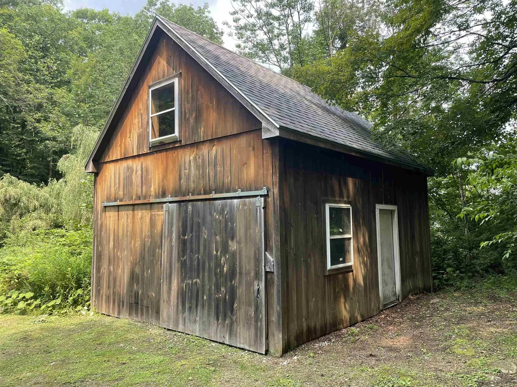 121 Mattison Road Sunderland VT 05250