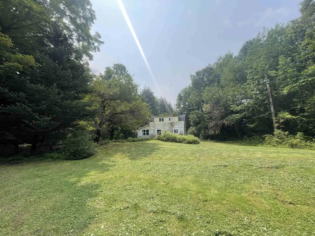 121 Mattison Road Sunderland VT 05250