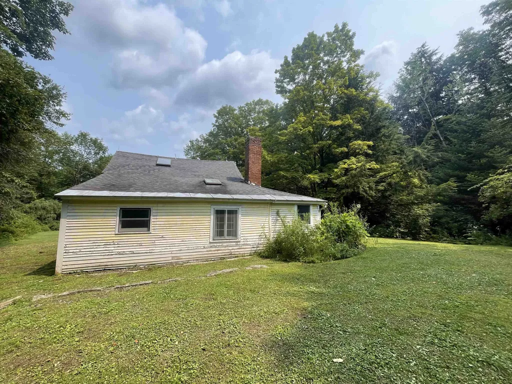 121 Mattison Road Sunderland VT 05250