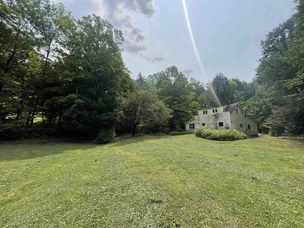 121 Mattison Road Sunderland VT 05250