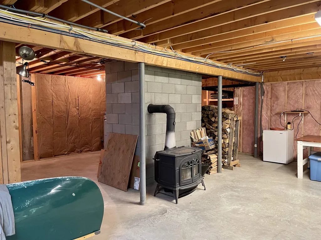 89 Chestnut Road Newport NH 03773