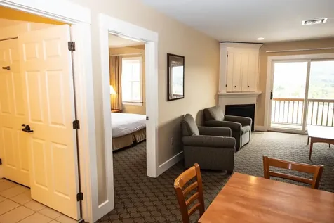 246/248 Qtr. I I I Jackson Gore Inn Ludlow VT 05149