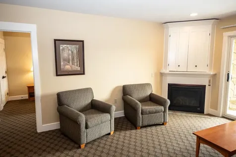 246/248 Qtr. I I I Jackson Gore Inn Ludlow VT 05149