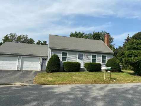 8 Norton Road Hampton NH 03842