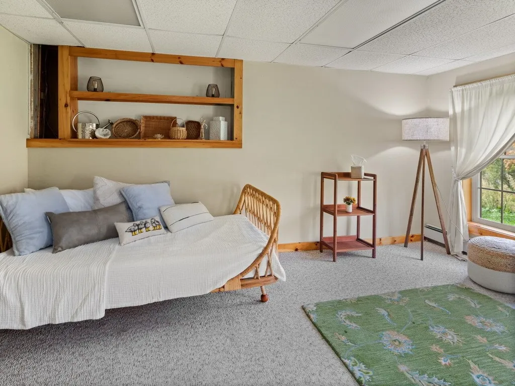 27 Apple Blossom Drive Waterbury VT 05677