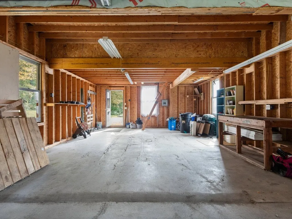 27 Apple Blossom Drive Waterbury VT 05677
